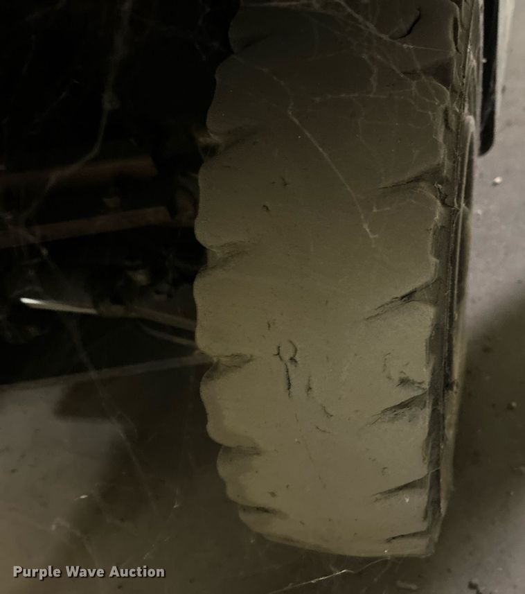 image for item MO9134 Toyota 7FBH15  forklift