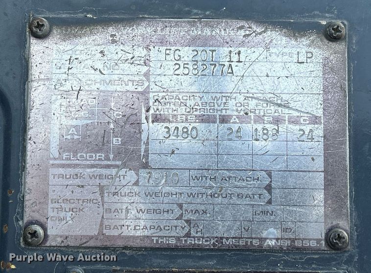 image for item MO9135 Komatsu FG20T-11  forklift