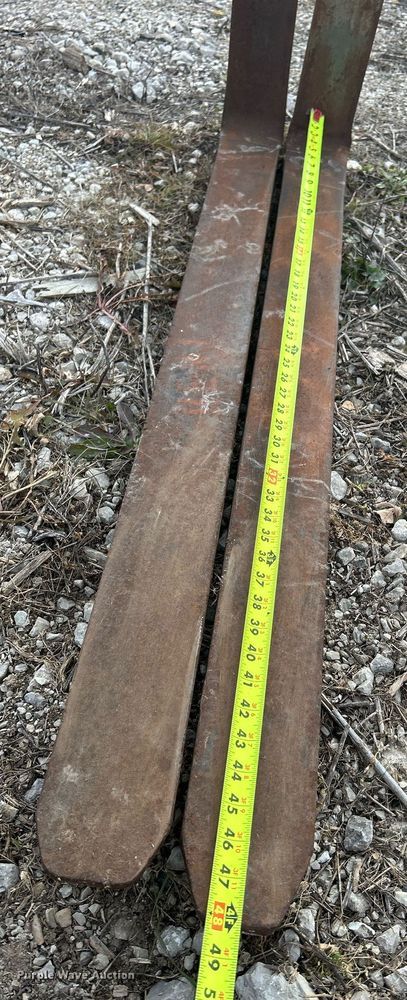 image for item MO9137 48" L forks