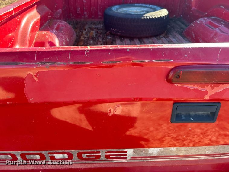 image for item NB9285 1995 Dodge Dakota  Club Cab pickup truck