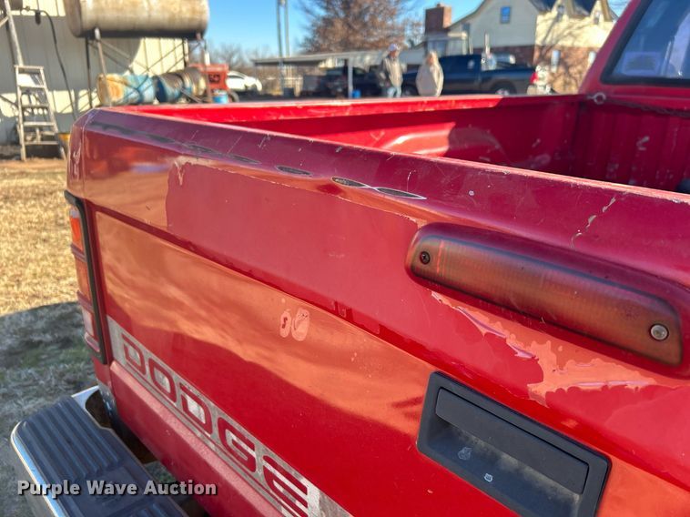 image for item NB9285 1995 Dodge Dakota  Club Cab pickup truck