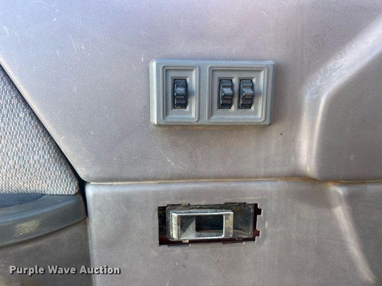 image for item NB9285 1995 Dodge Dakota  Club Cab pickup truck