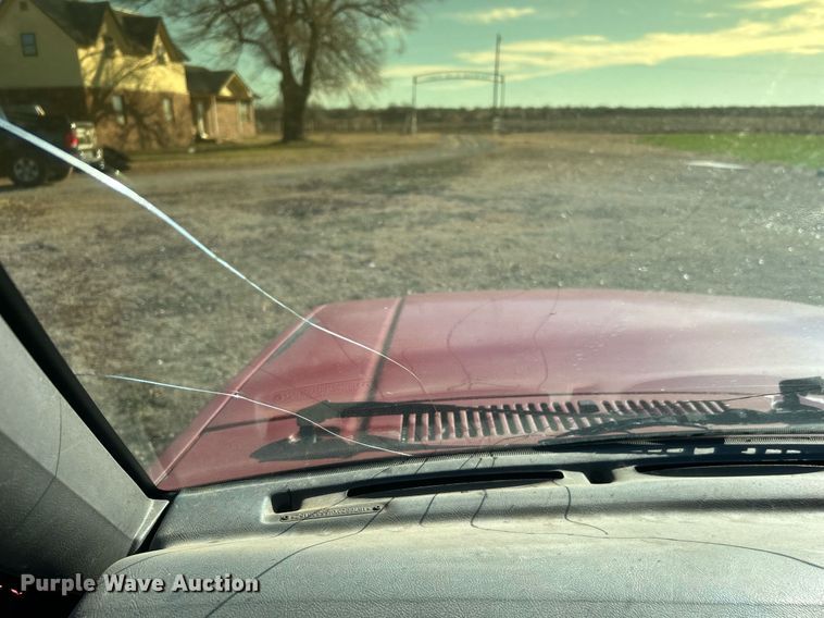 image for item NB9285 1995 Dodge Dakota  Club Cab pickup truck