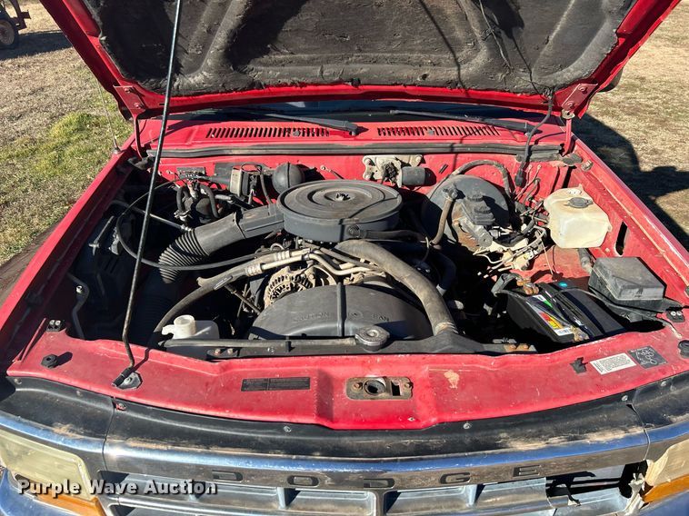 image for item NB9285 1995 Dodge Dakota  Club Cab pickup truck