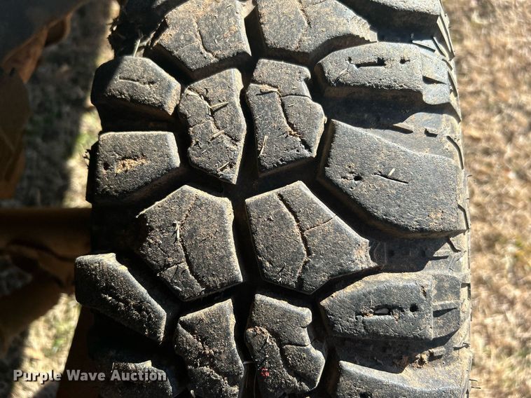 image for item NB9285 1995 Dodge Dakota  Club Cab pickup truck