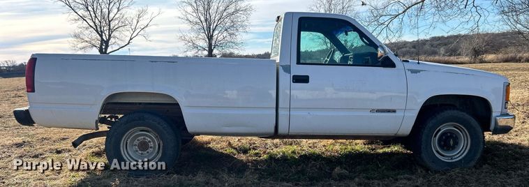 image for item NB9293 1999 Chevrolet C2500  pickup truck