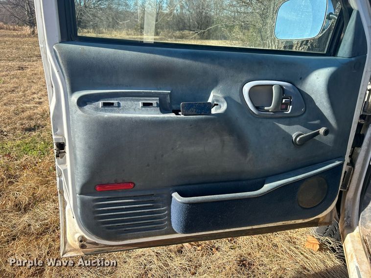 image for item NB9293 1999 Chevrolet C2500  pickup truck