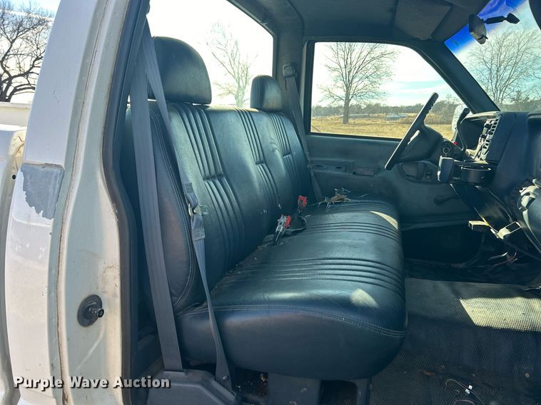 image for item NB9293 1999 Chevrolet C2500  pickup truck