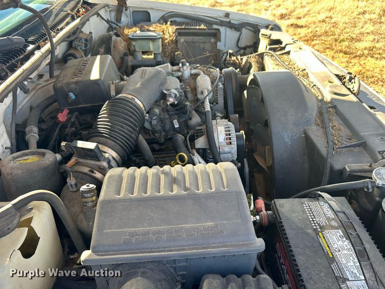 image for item NB9293 1999 Chevrolet C2500  pickup truck