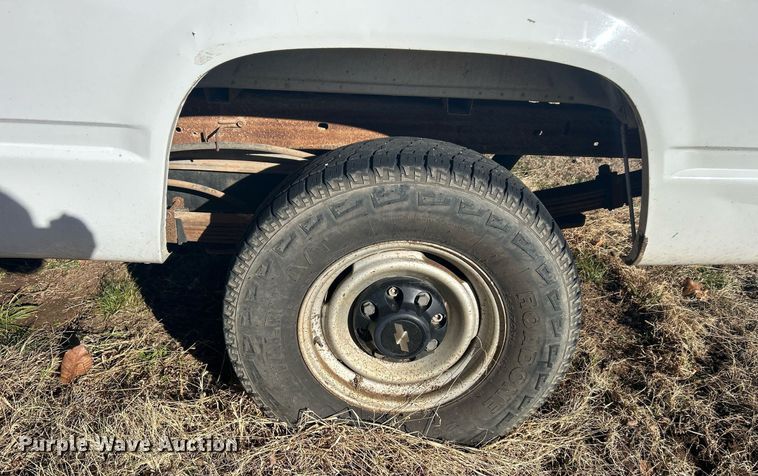 image for item NB9293 1999 Chevrolet C2500  pickup truck