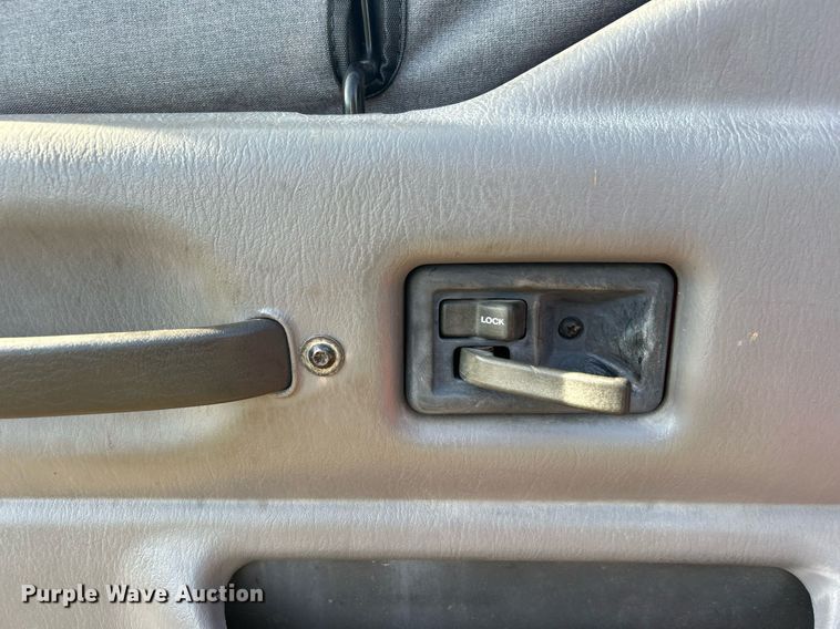 image for item NB9296 1997 Jeep Wrangler Sport  SUV