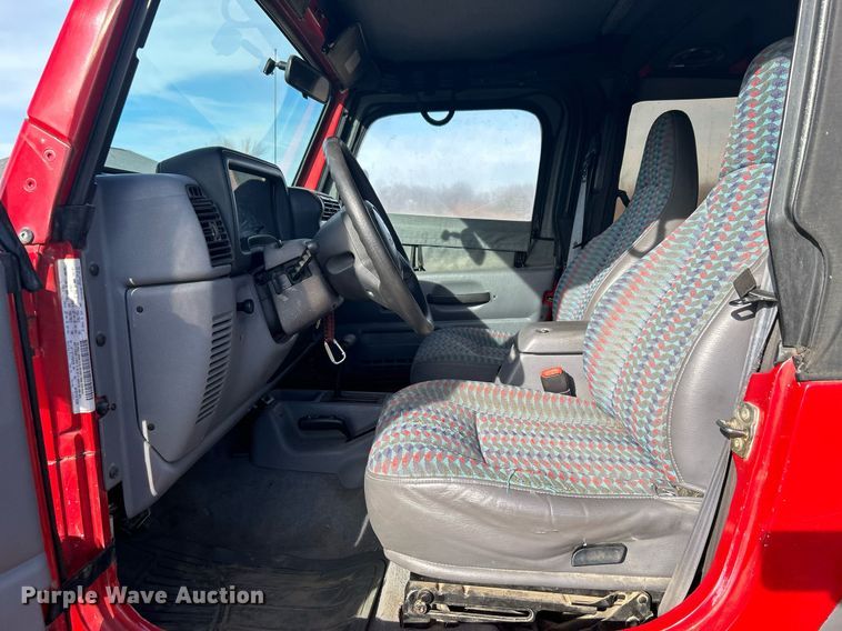 image for item NB9296 1997 Jeep Wrangler Sport  SUV