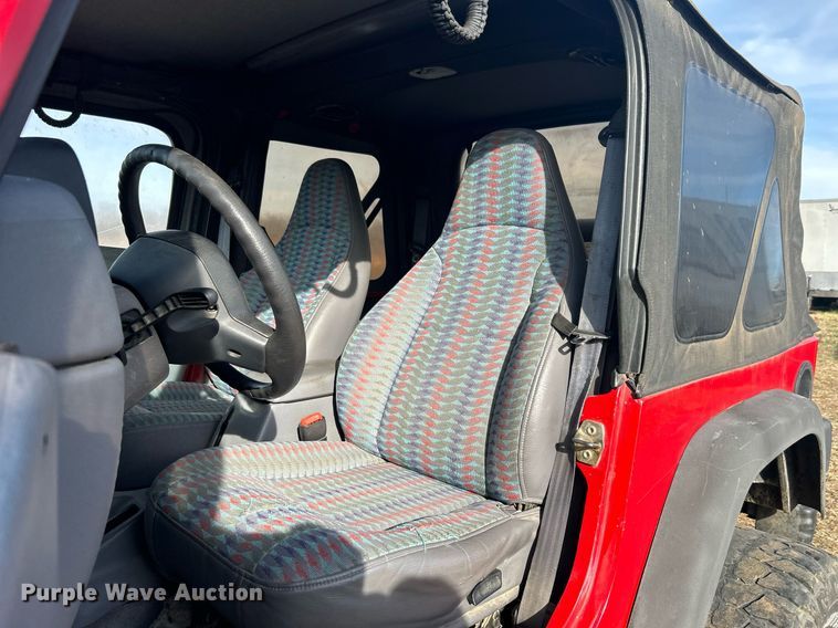 image for item NB9296 1997 Jeep Wrangler Sport  SUV