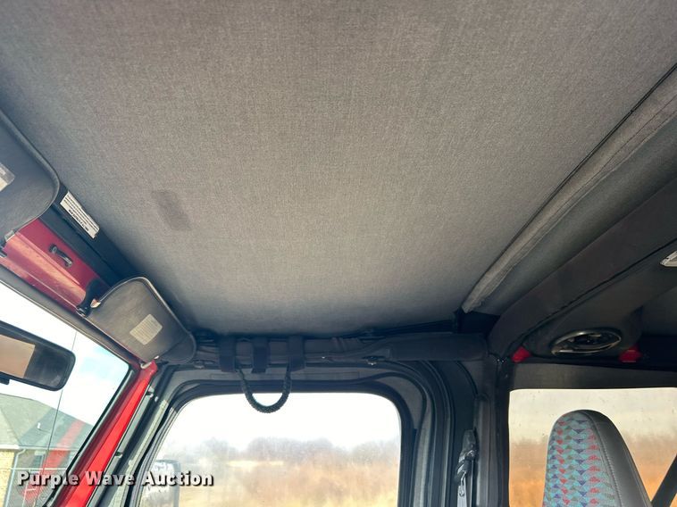 image for item NB9296 1997 Jeep Wrangler Sport  SUV