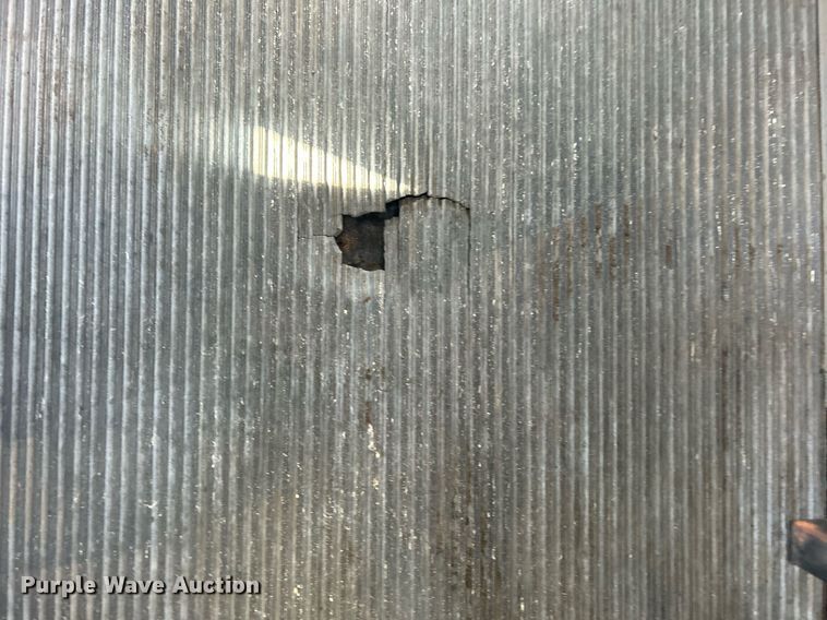 image for item NB9298 1998 Ford E350  shuttle bus