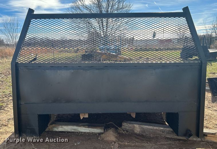 image for item NB9299 Flatbed