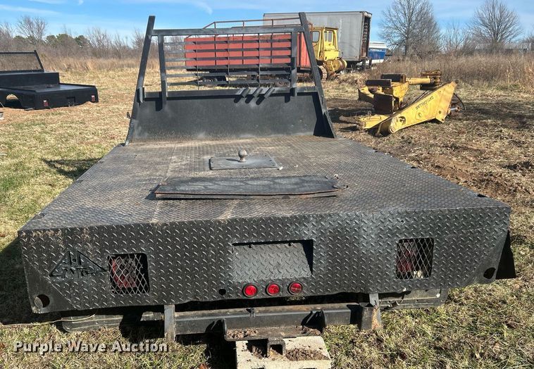 image for item NB9300 Flatbed