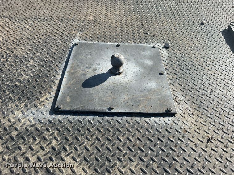 image for item NB9300 Flatbed