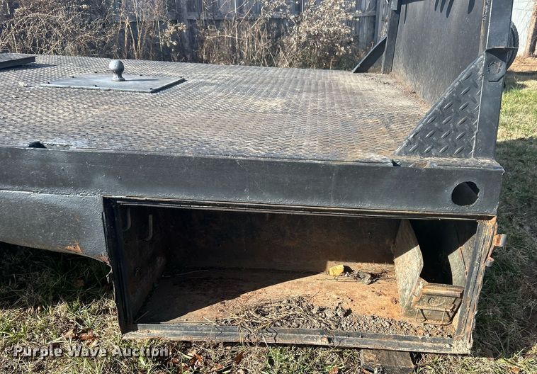 image for item NB9300 Flatbed