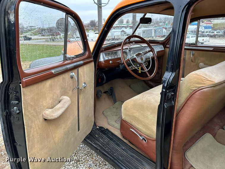 image for item NE9596 1948 Dodge  Sedan