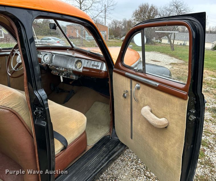 image for item NE9596 1948 Dodge  Sedan