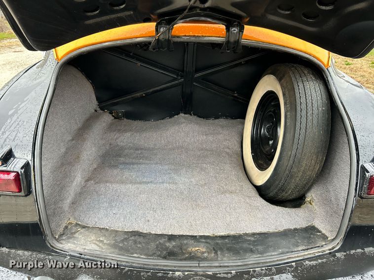 image for item NE9596 1948 Dodge  Sedan