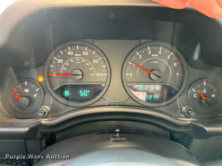 image for item NE9645 2008 Jeep Wrangler Unlimited  SUV