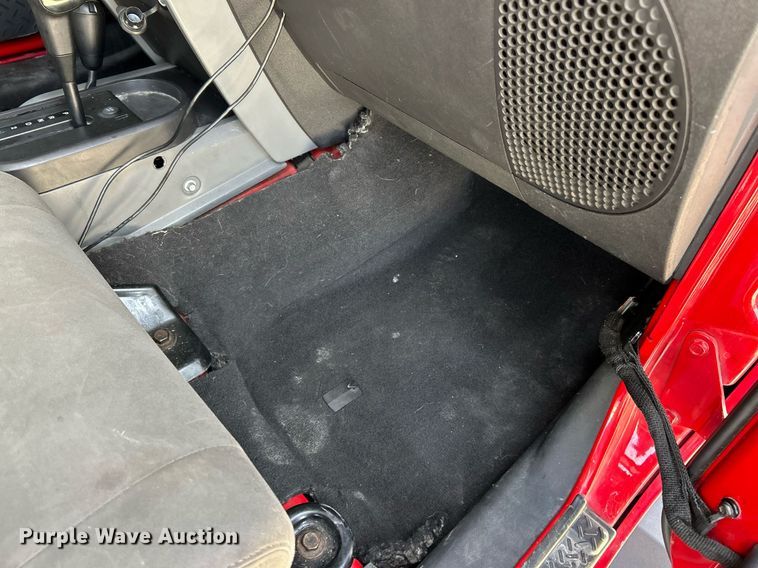 image for item NE9645 2008 Jeep Wrangler Unlimited  SUV