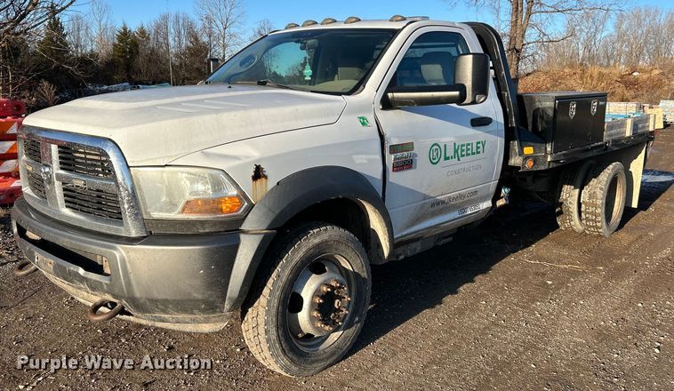 image for item NE9667 2011 Dodge Ram 5500HD  flatbed truck