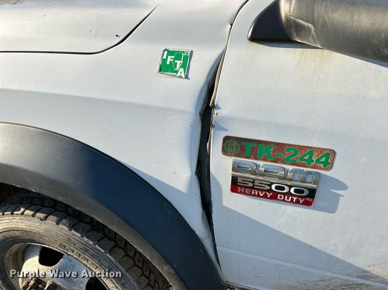 image for item NE9667 2011 Dodge Ram 5500HD  flatbed truck