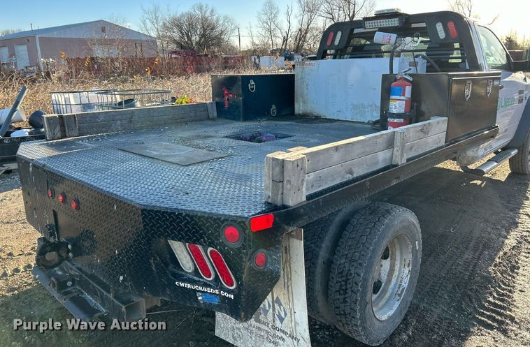 image for item NE9667 2011 Dodge Ram 5500HD  flatbed truck