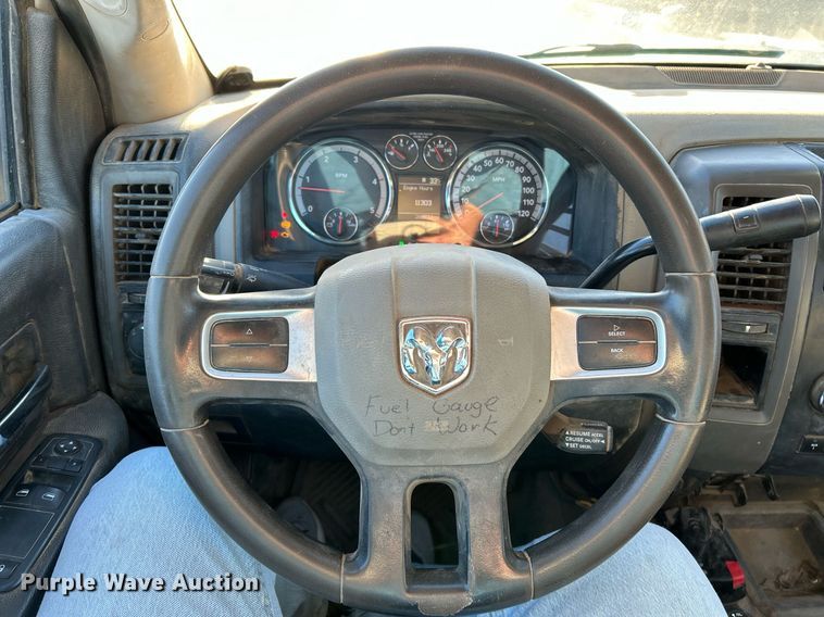 image for item NE9667 2011 Dodge Ram 5500HD  flatbed truck