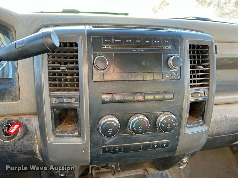 image for item NE9667 2011 Dodge Ram 5500HD  flatbed truck