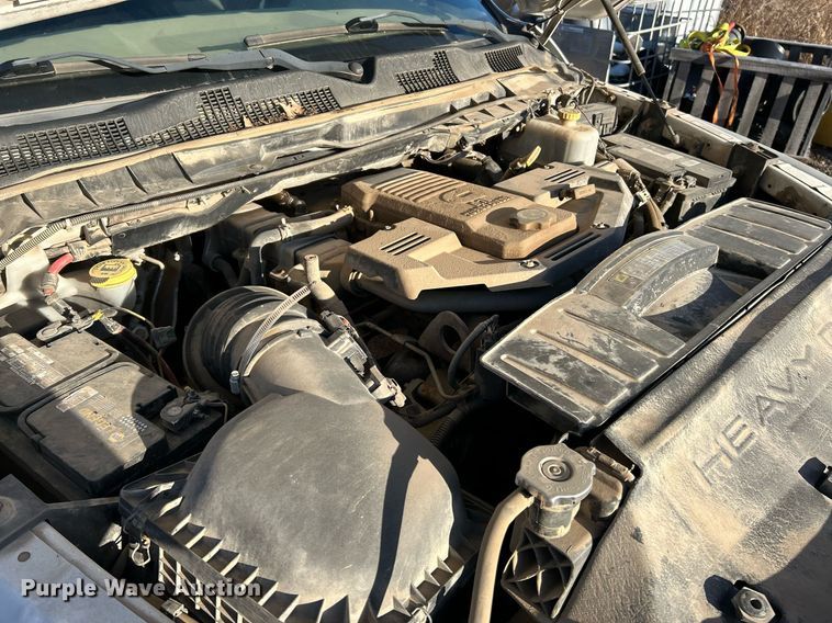 image for item NE9667 2011 Dodge Ram 5500HD  flatbed truck