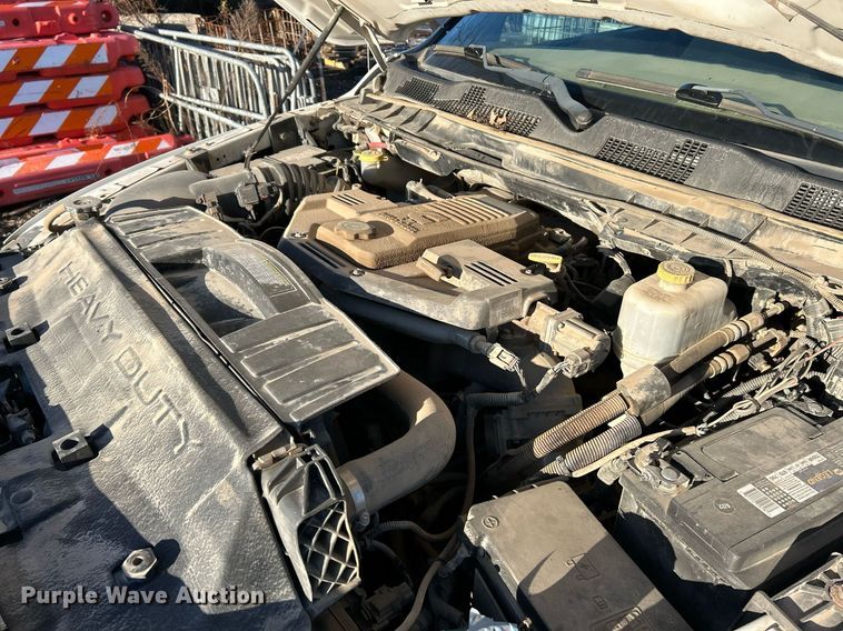 image for item NE9667 2011 Dodge Ram 5500HD  flatbed truck