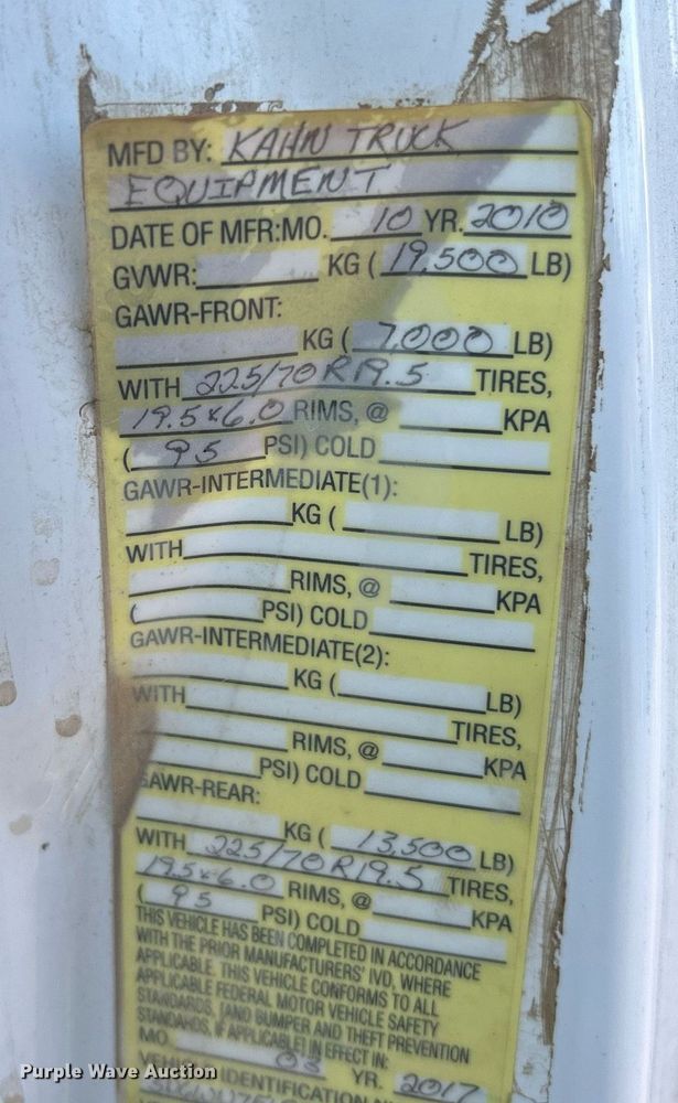 image for item NE9667 2011 Dodge Ram 5500HD  flatbed truck