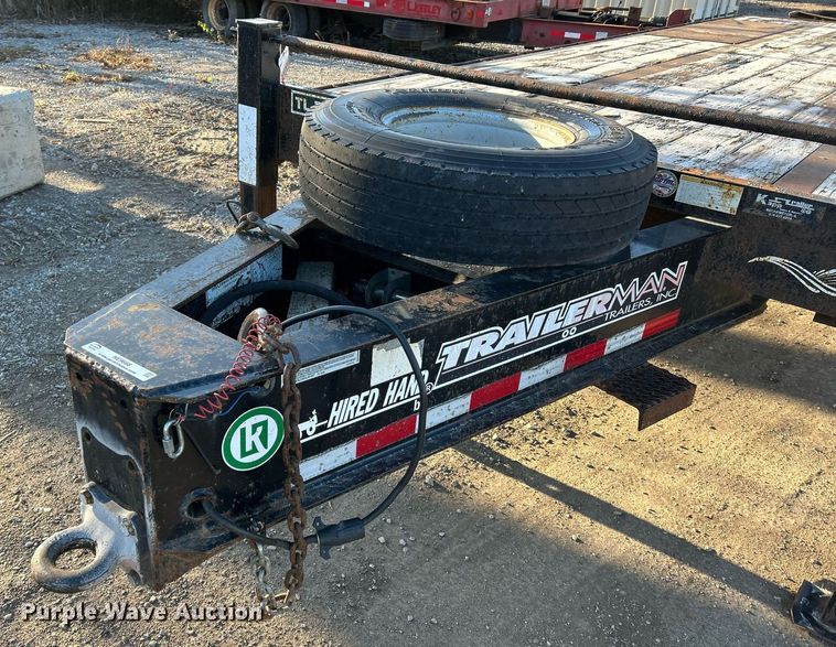 image for item NE9668 2016 Trailerman HHT8225F24  equipment trailer