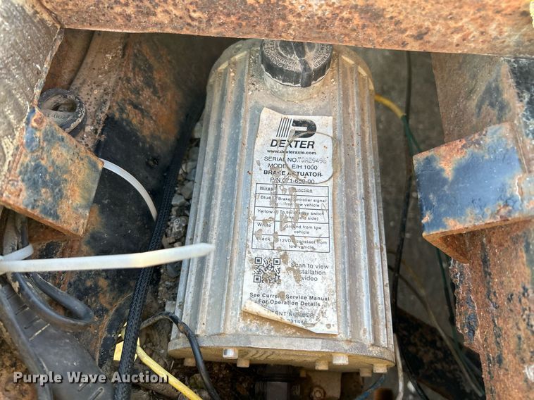 image for item NE9668 2016 Trailerman HHT8225F24  equipment trailer