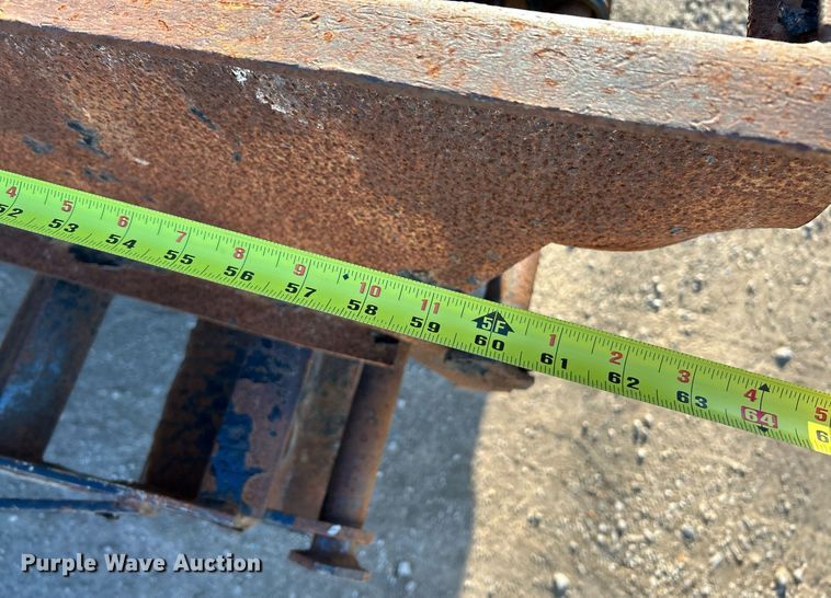 image for item NE9668 2016 Trailerman HHT8225F24  equipment trailer