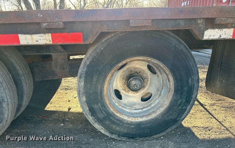 image for item NE9668 2016 Trailerman HHT8225F24  equipment trailer