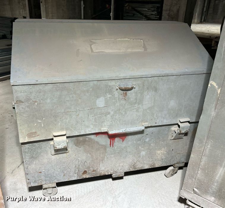 image for item NE9671 (4) tool boxes