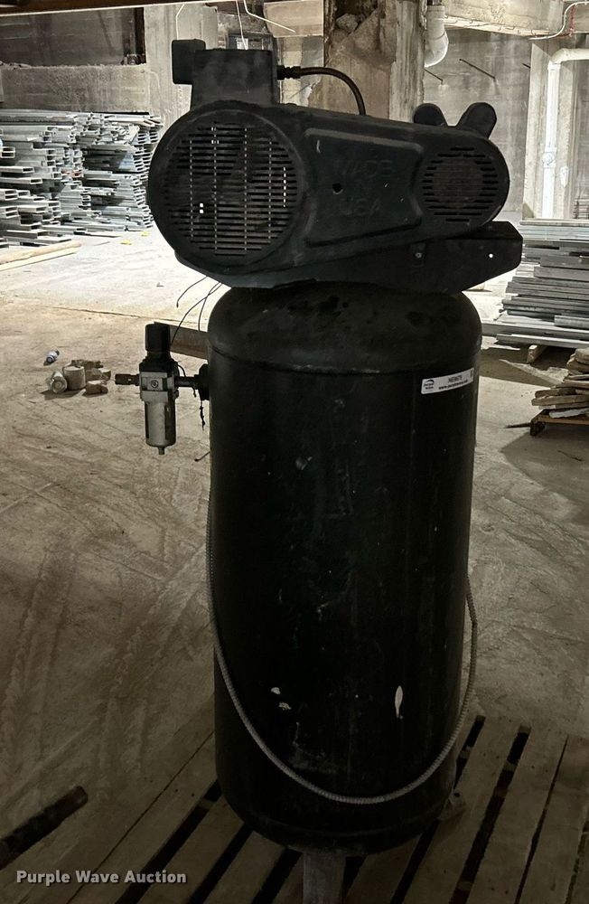 image for item NE9675 Campbell Hausfeld VT627501AJ  air compressor