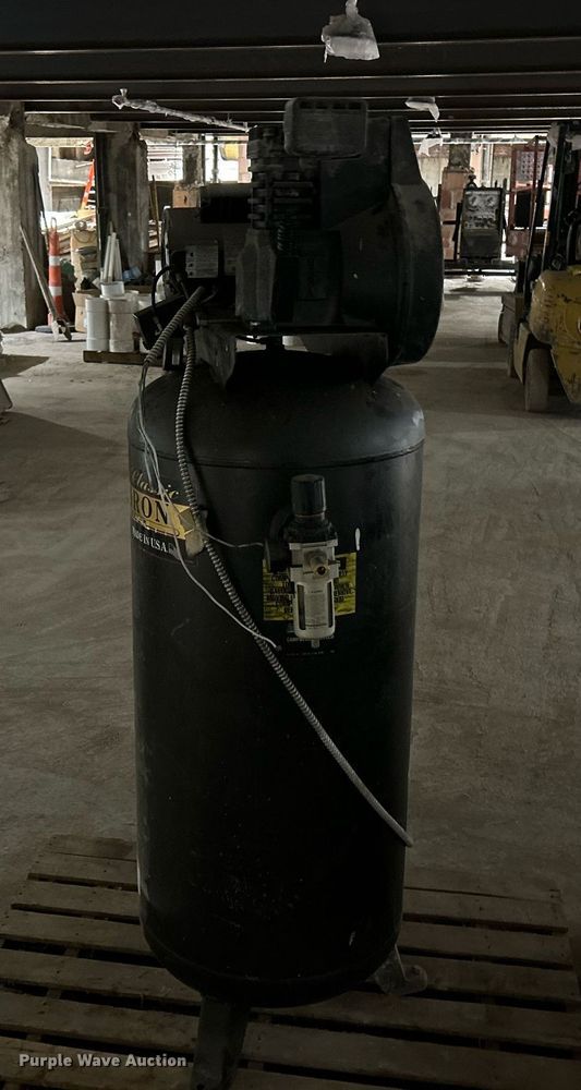 image for item NE9675 Campbell Hausfeld VT627501AJ  air compressor