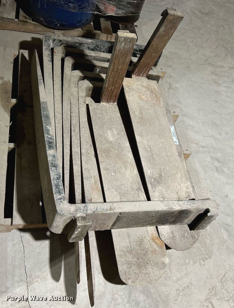 image for item NE9679 (4) sets of forks