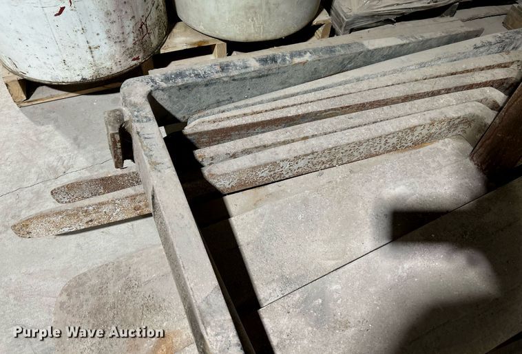 image for item NE9679 (4) sets of forks