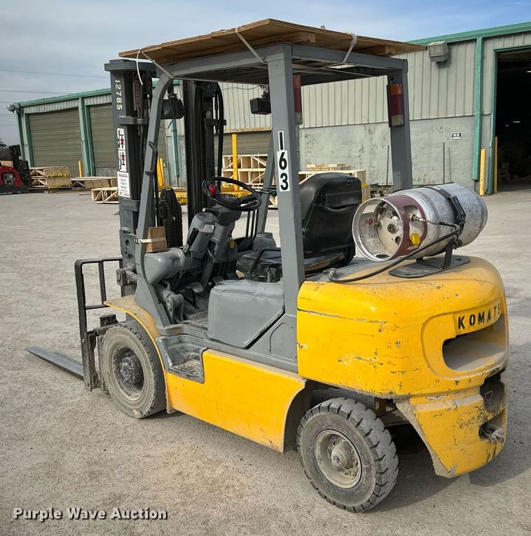 image for item NI9690 Komatsu FG25T-14  forklift