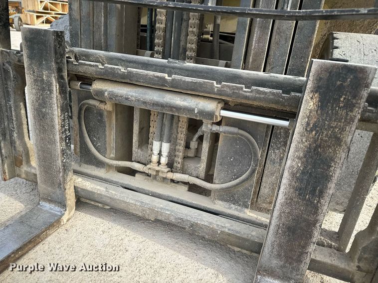 image for item NI9690 Komatsu FG25T-14  forklift