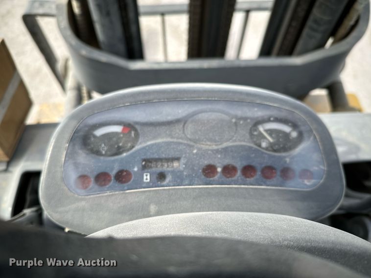 image for item NI9690 Komatsu FG25T-14  forklift