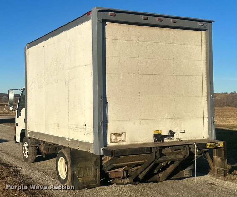 image for item NL9343 1999 Chevrolet W3500  box truck