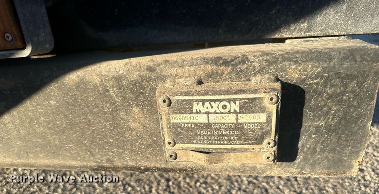 image for item NL9343 1999 Chevrolet W3500  box truck